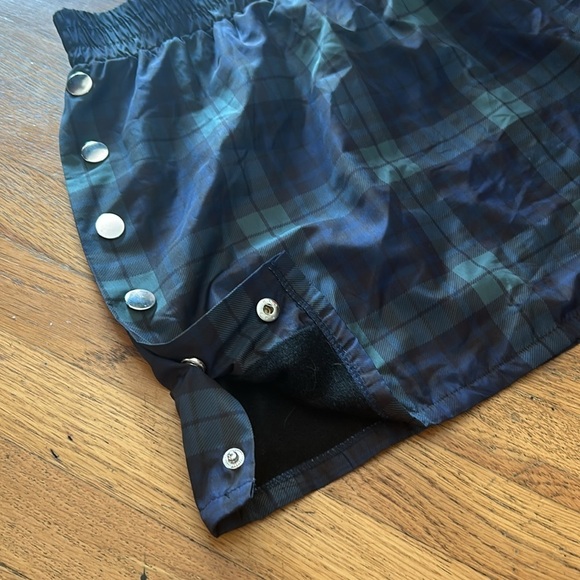 Forever 21 Plaid Blue and Green Mini Skirt Size Small - Picture 3 of 10